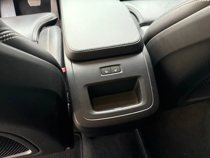 Volvo Xc90 B6 Mild Hybrid, снимка 13 - Автомобили и джипове - 52269269