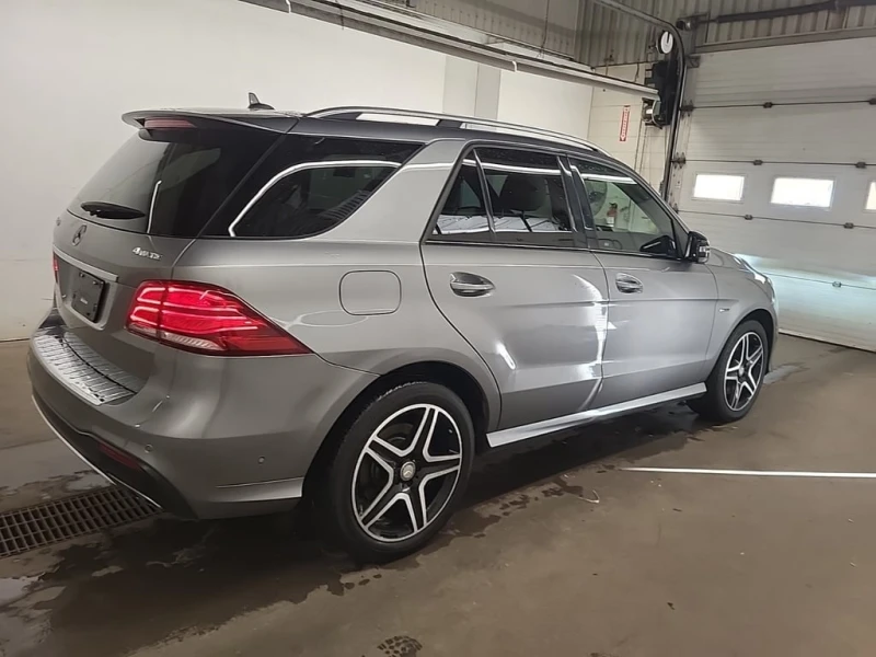 Mercedes-Benz GLE 450 AMG * CARFAX * ЦЕНА ДО БЪЛГАРИЯ, снимка 3 - Автомобили и джипове - 52708637