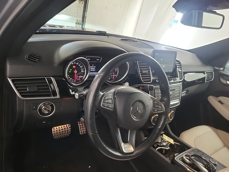 Mercedes-Benz GLE 450 AMG * CARFAX * ЦЕНА ДО БЪЛГАРИЯ, снимка 9 - Автомобили и джипове - 52708637