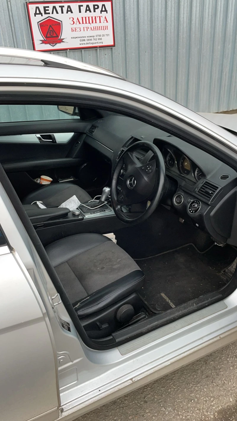 Nissan Navara, снимка 15 - Автомобили и джипове - 52887946