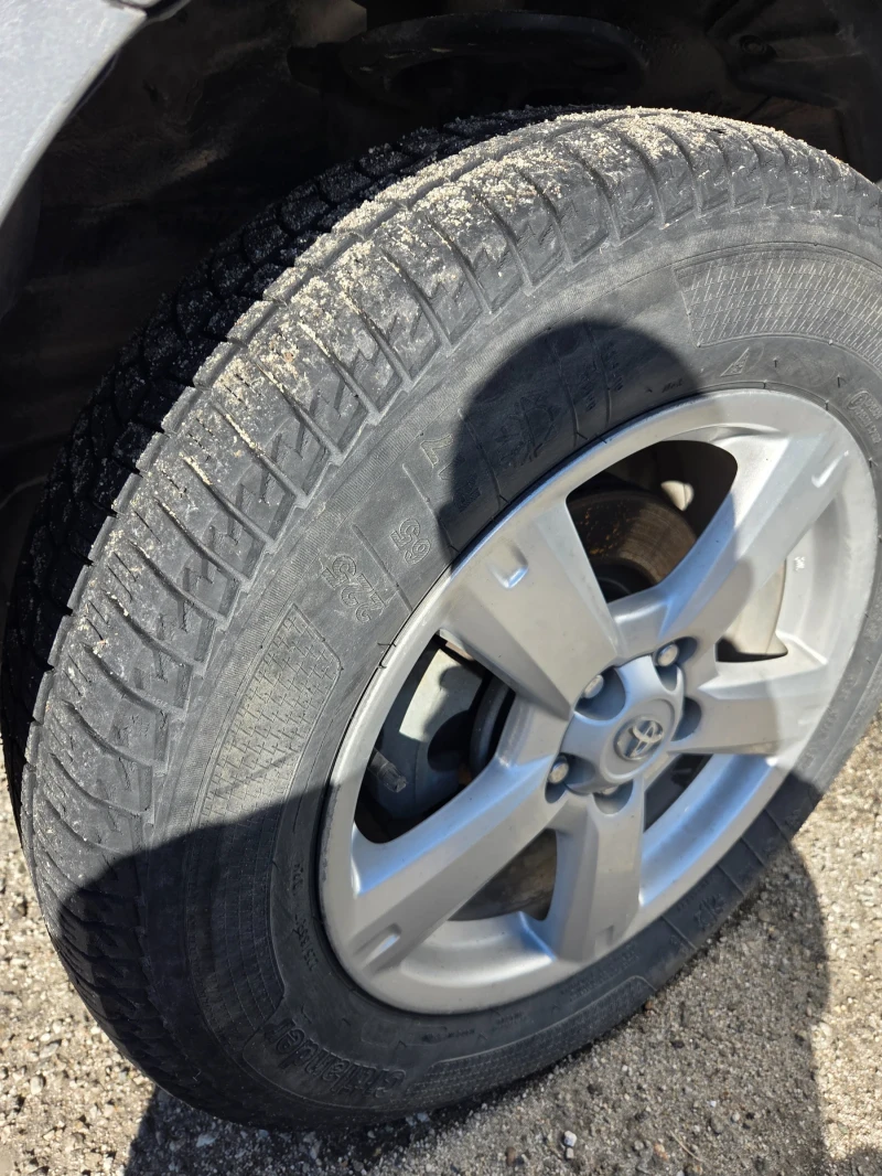 Toyota Rav4, снимка 11 - Автомобили и джипове - 53260072