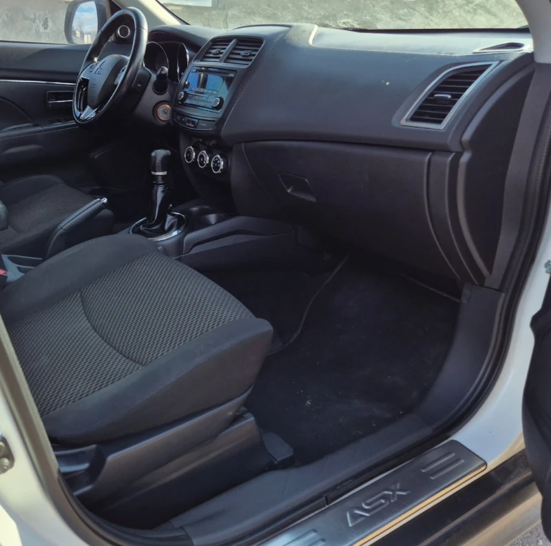 Mitsubishi ASX FACELIFT 1.6 DI-D 8v AS&G euro 6 Japan обслужен, снимка 9 - Автомобили и джипове - 53406716