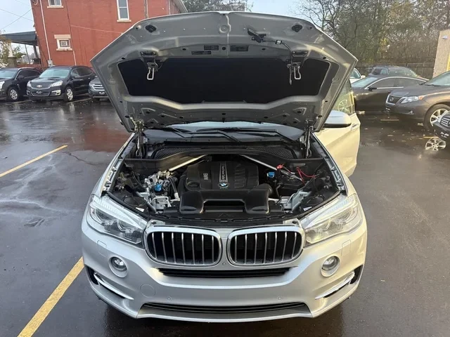 BMW X5 I * M-Package* * HeadUp* AвтоКредит* (ЦЕНА ДО БГ), снимка 4 - Автомобили и джипове - 53243694