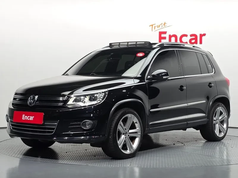 VW Tiguan 2.0 Tdi R-Line 5N