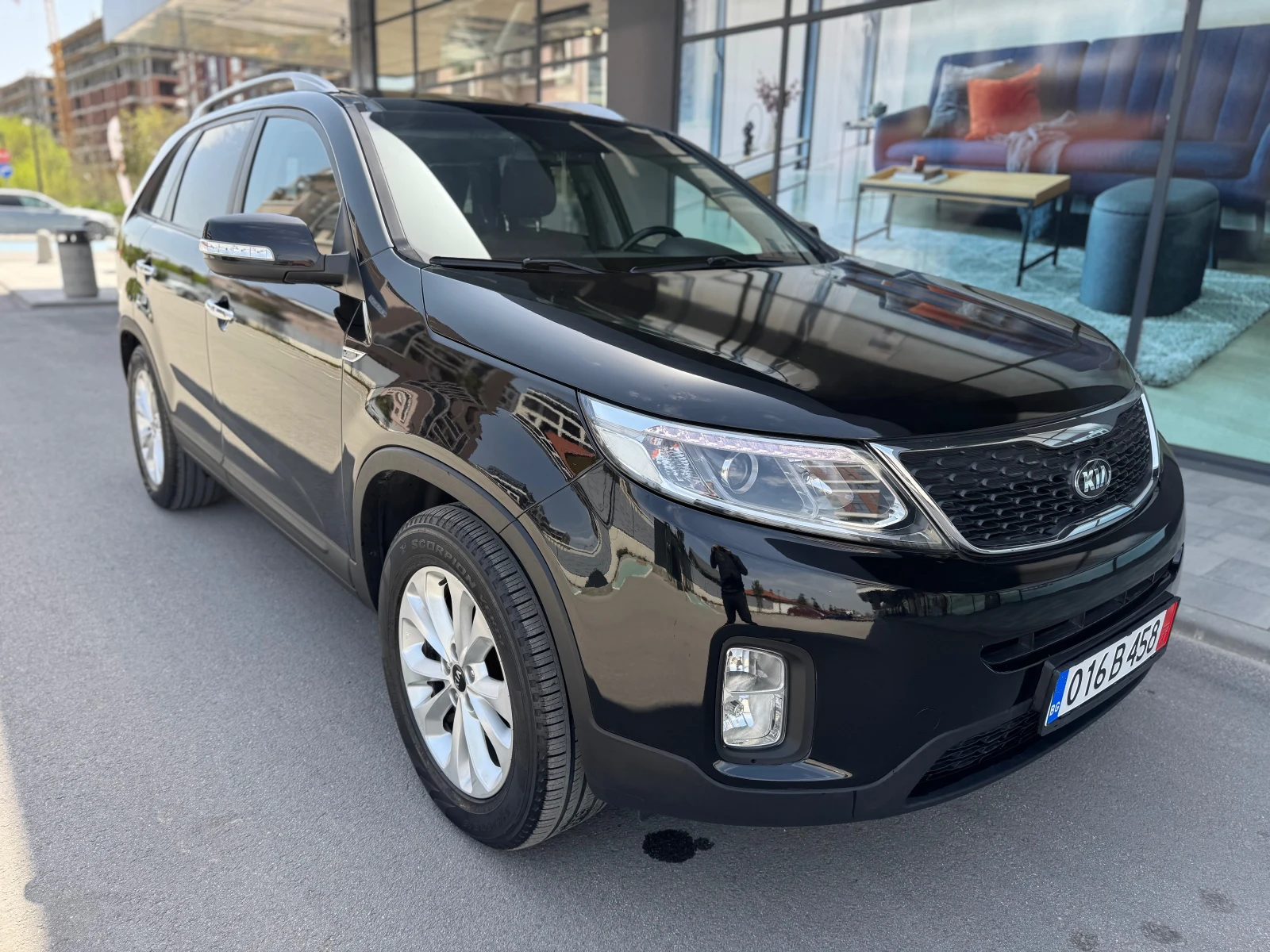 Kia Sorento 2.0CRDI LUXURY PANORAMA KOJA LED - изображение 4