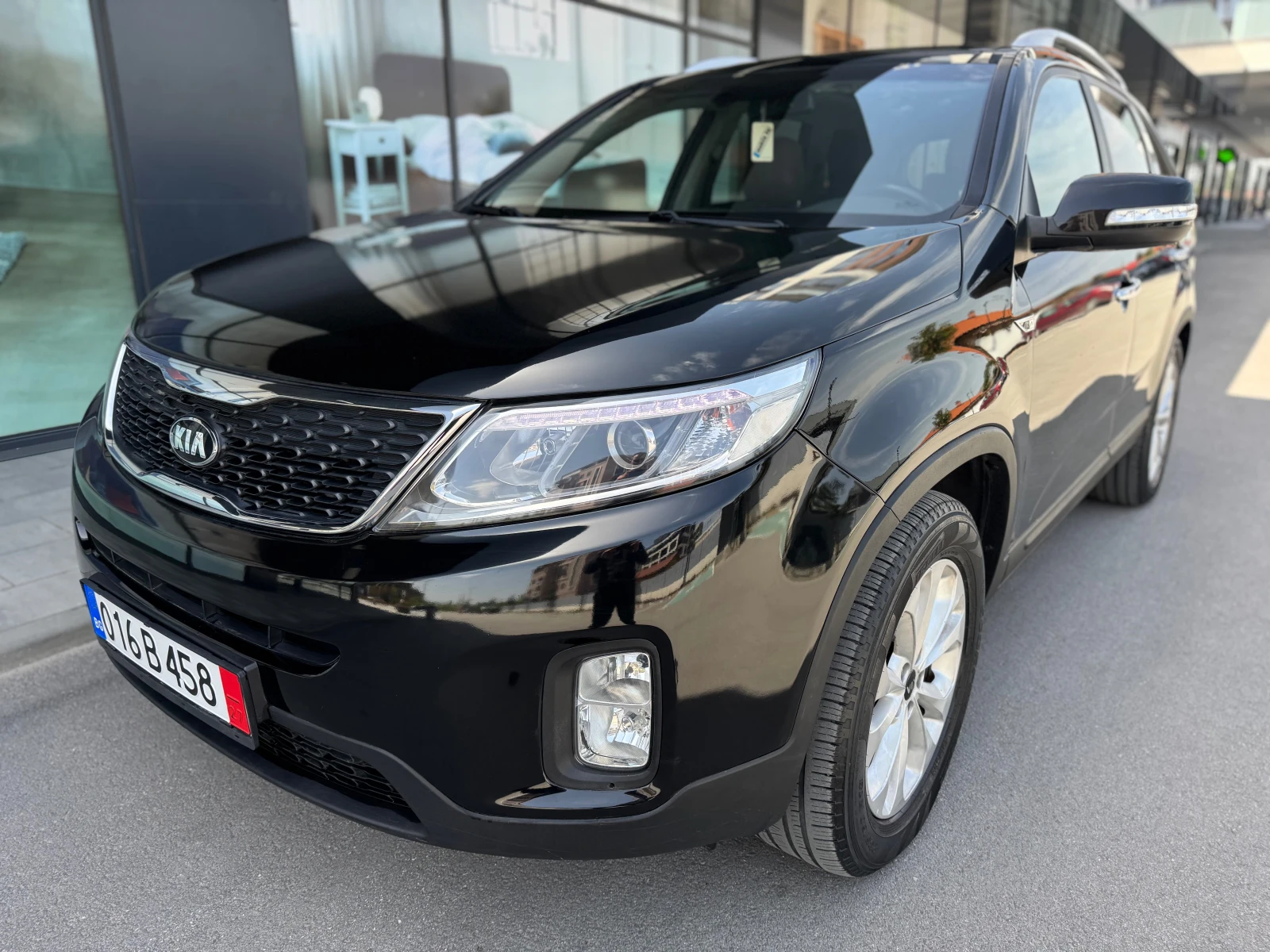 Kia Sorento 2.0CRDI LUXURY PANORAMA KOJA LED - изображение 2