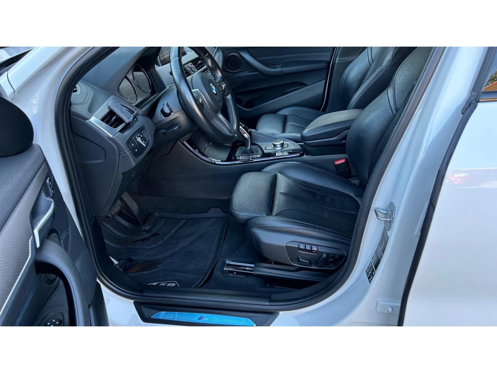 BMW X2    640 . | Mobile.bg   12