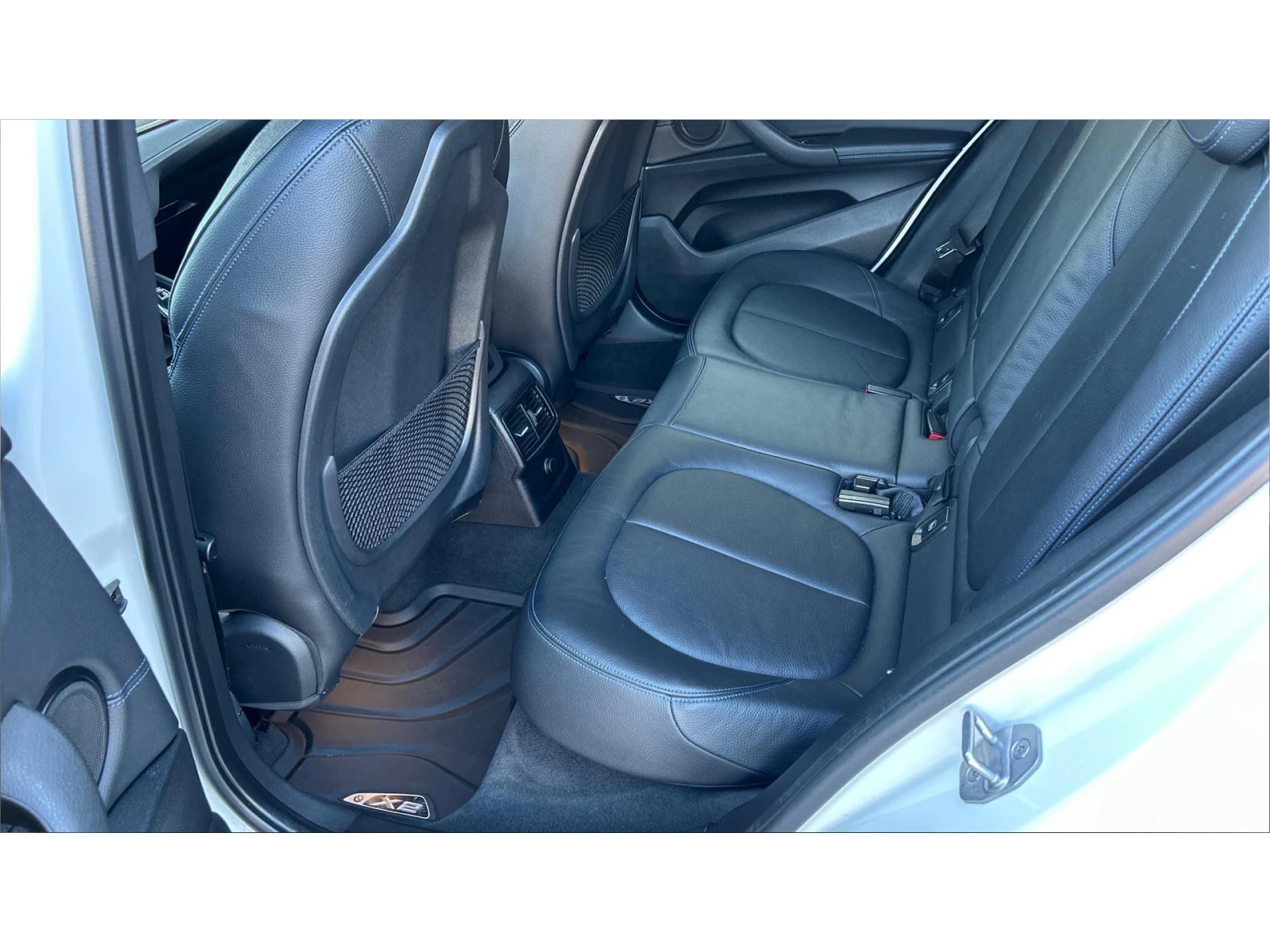 BMW X2    640 . | Mobile.bg   11