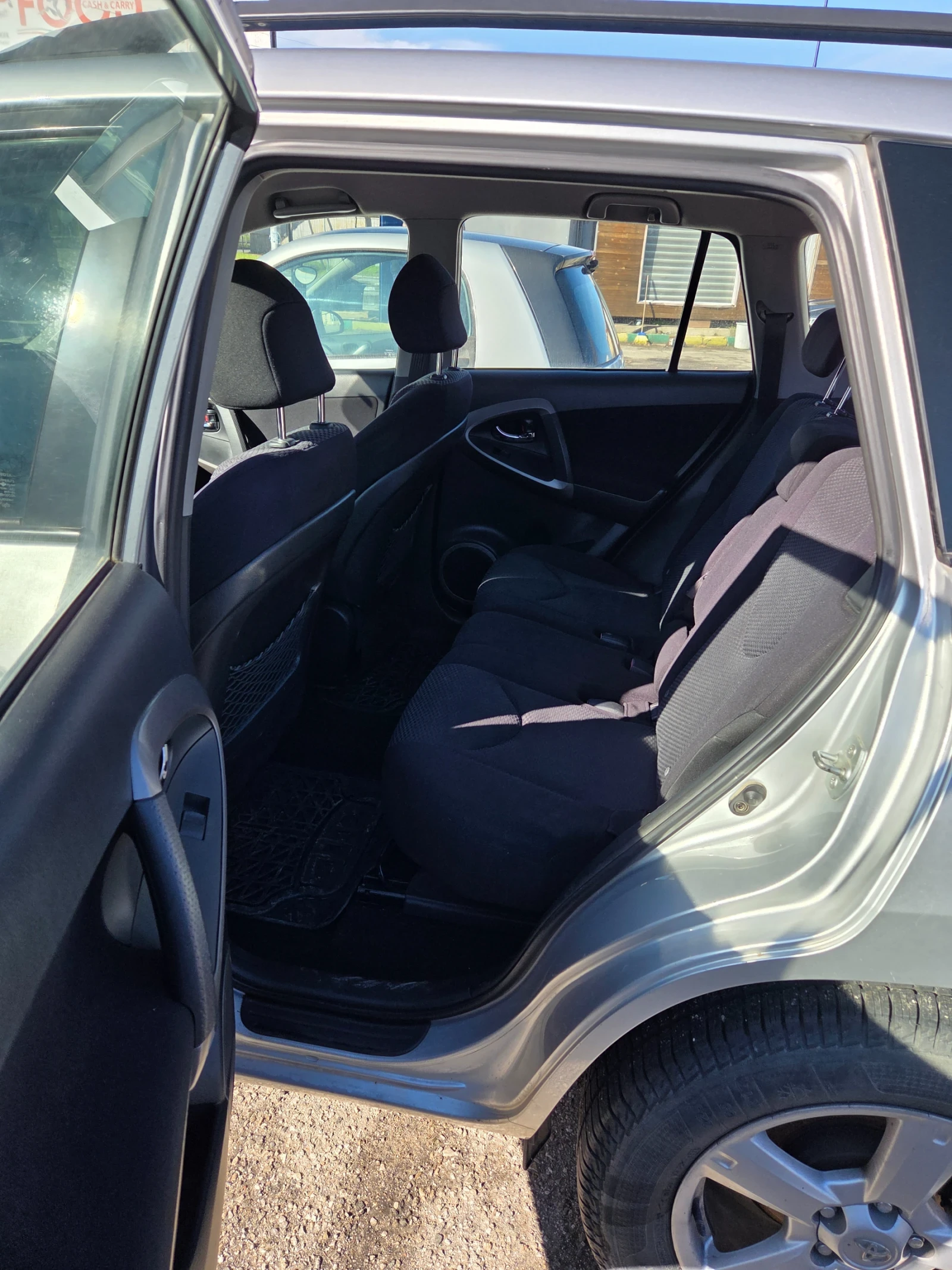 Toyota Rav4  - изображение 6