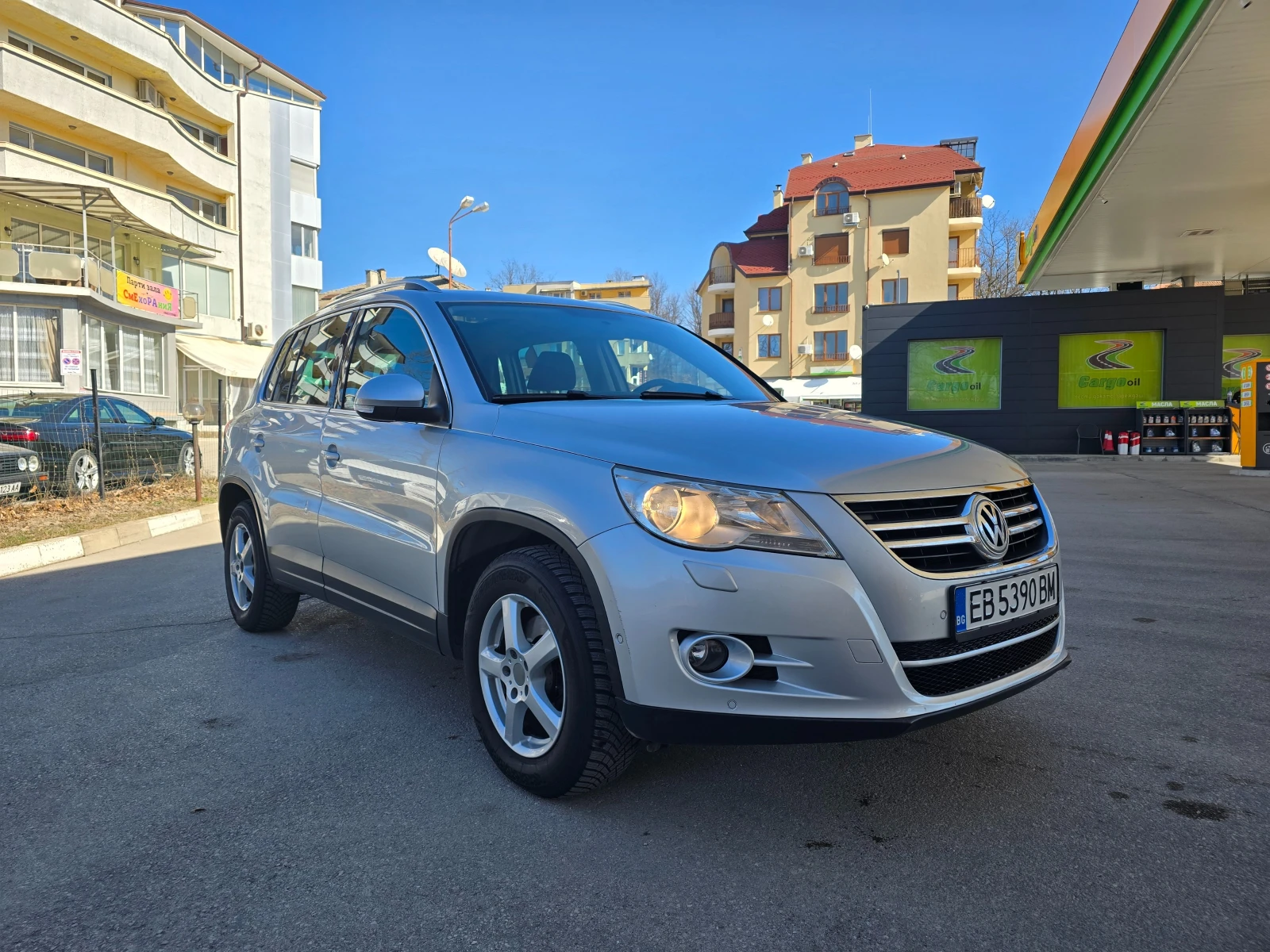 VW Tiguan 2.0TDI/140ps/4X4, снимка 5 - Автомобили и джипове - 53787352