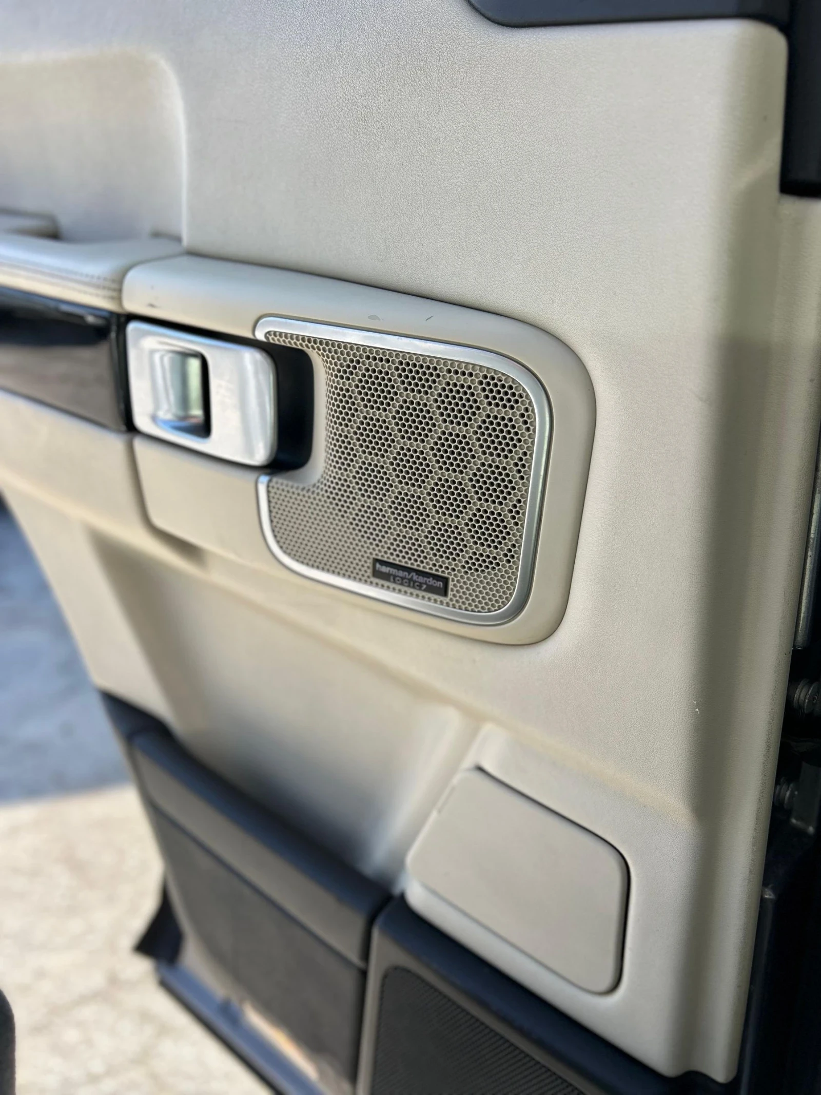 Land Rover Range Rover Evoque Нов внос напълно обслужен, снимка 12 - Автомобили и джипове - 53846708