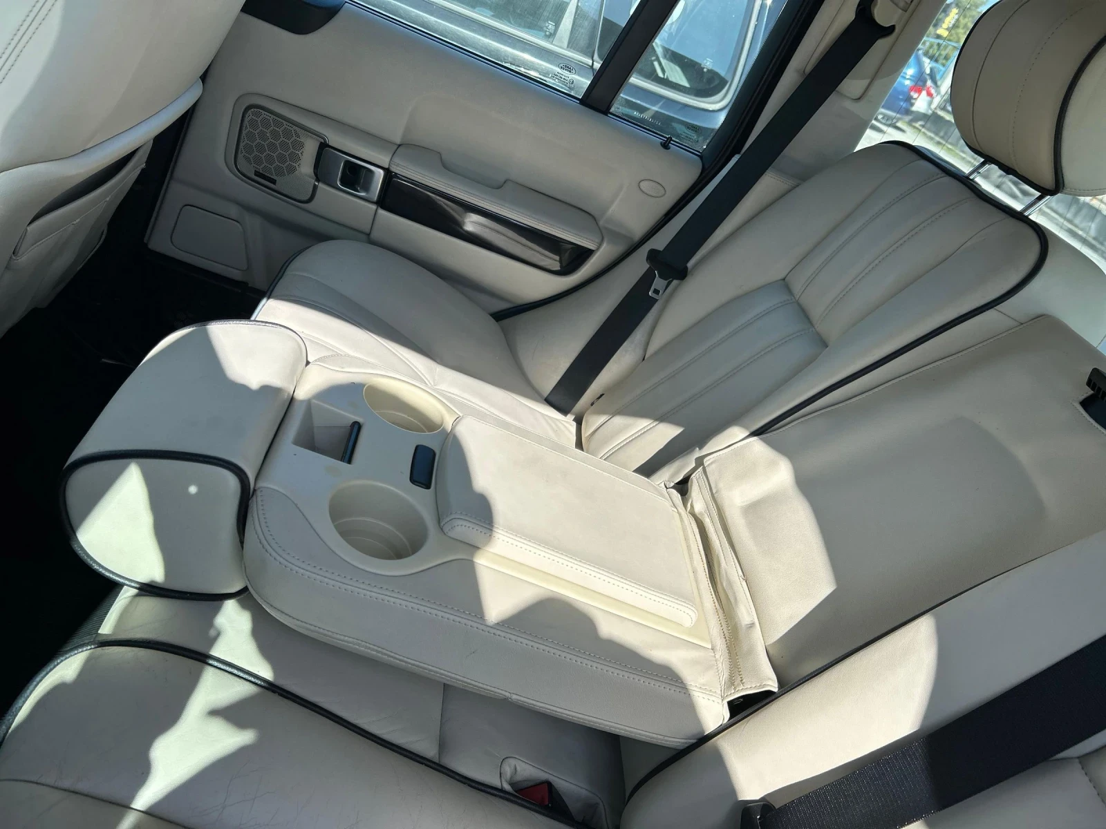 Land Rover Range Rover Evoque Нов внос напълно обслужен, снимка 9 - Автомобили и джипове - 53846708