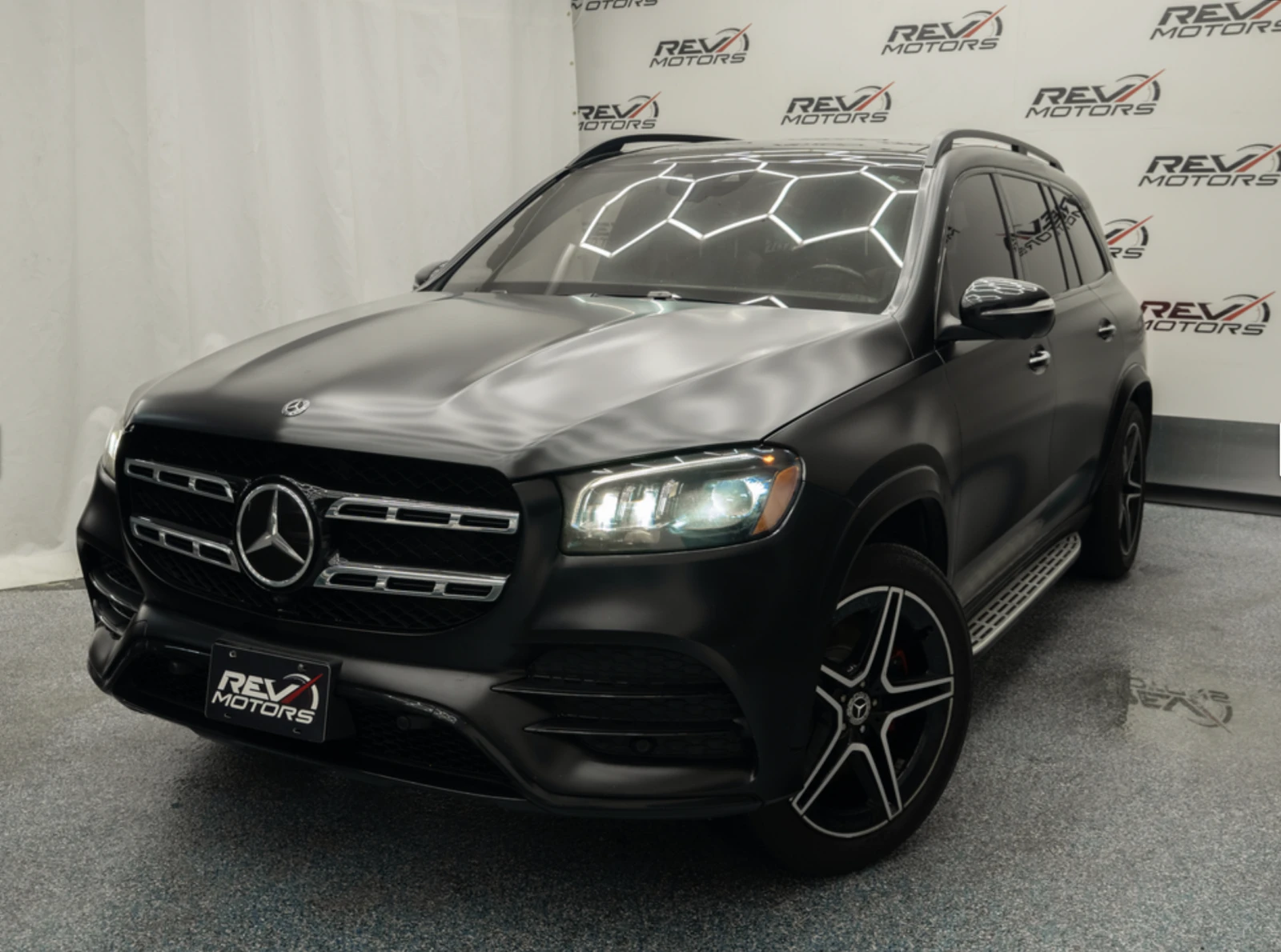 Mercedes-Benz GLS 450 AMG, снимка 3 - Автомобили и джипове - 54120744