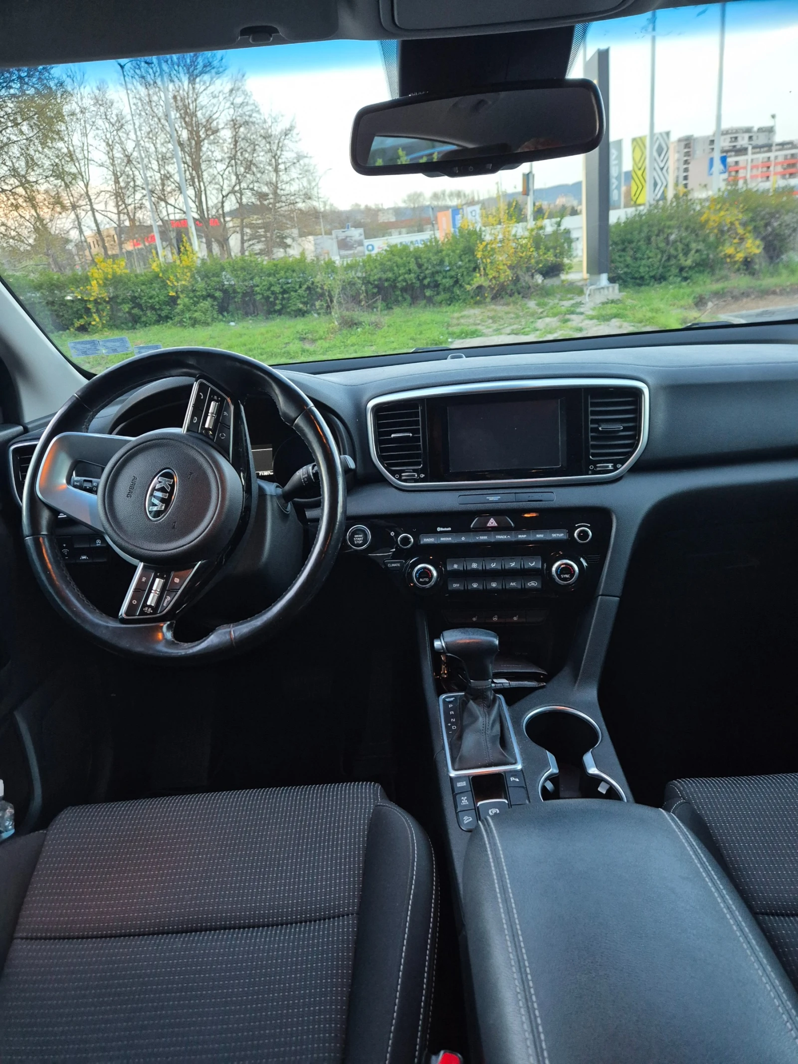 Kia Sportage, снимка 7 - Автомобили и джипове - 54296453