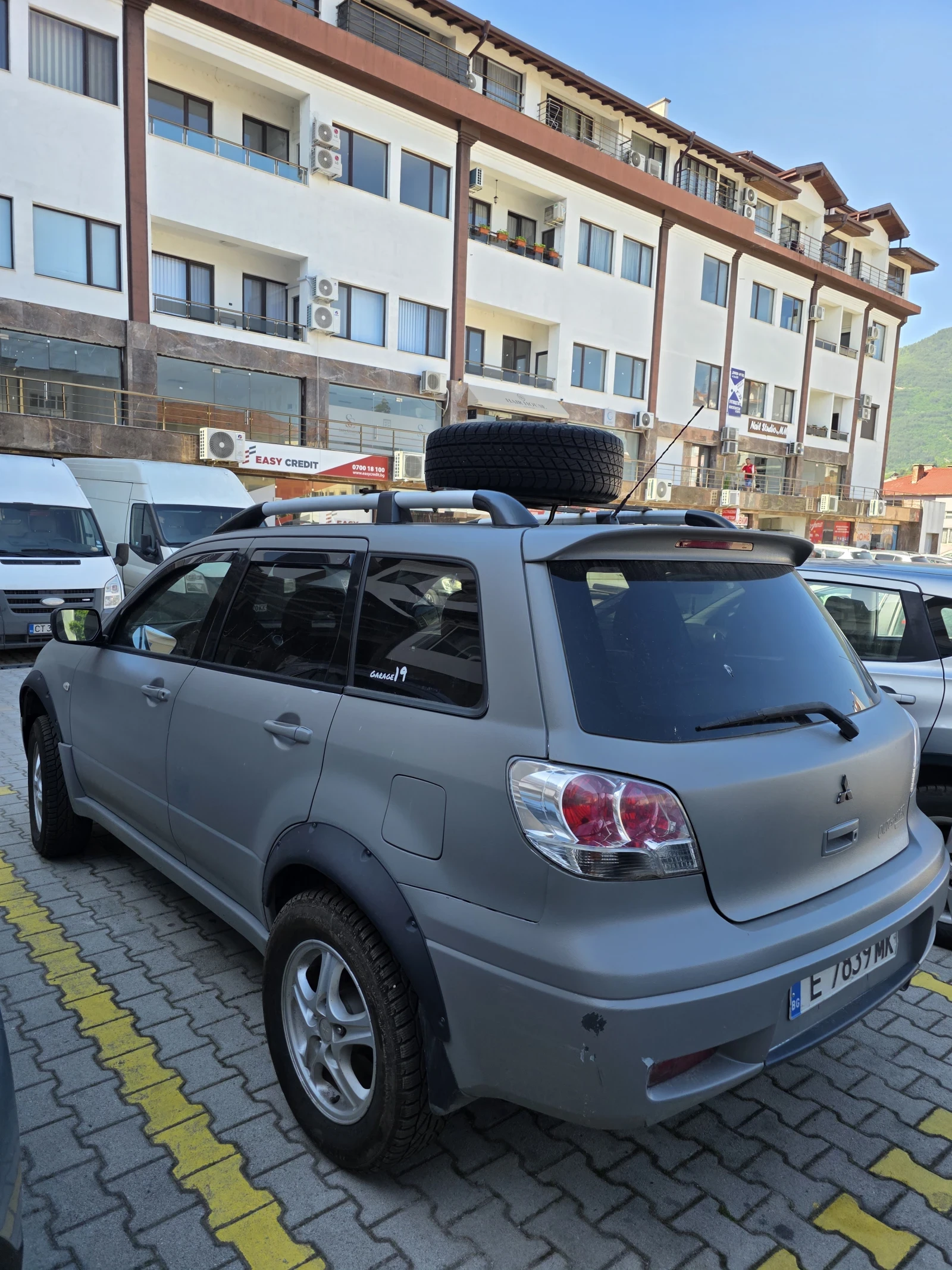 Mitsubishi Outlander 2.0 бензин газ, снимка 4 - Автомобили и джипове - 54696093