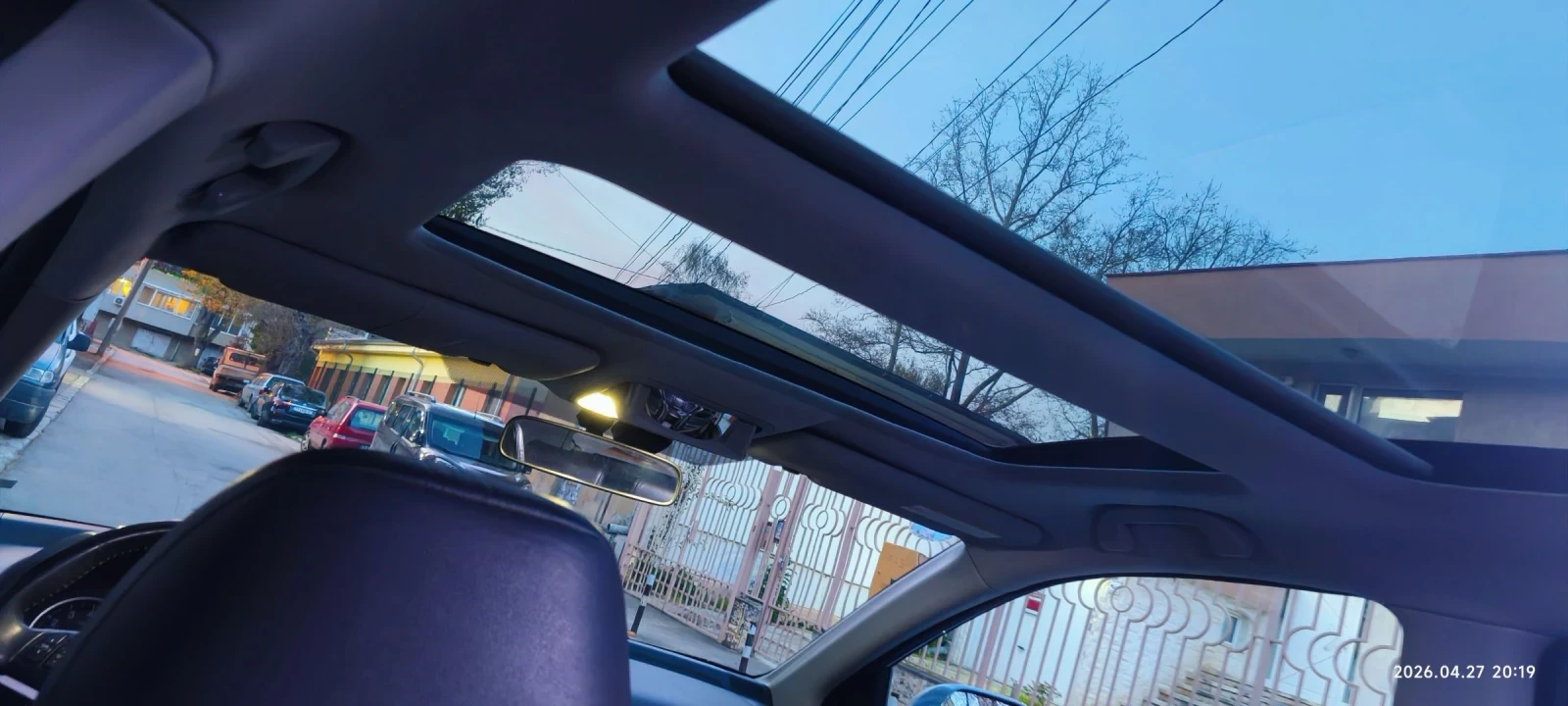 Honda Cr-v 2.0 EXECUTIVE PLUS DISTRONIC XENON LIGHTS AUTOMAT, снимка 12 - Автомобили и джипове - 54740147