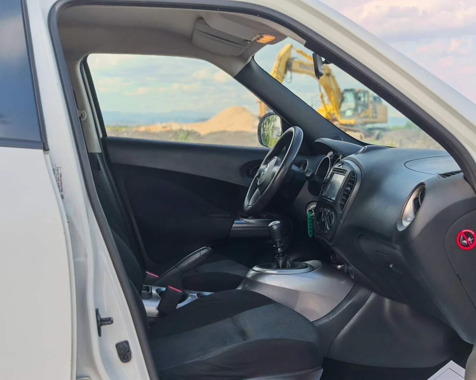 Nissan Juke 1.5 ДИЗЕЛ 110 К.С. УНИКАЛНО СЪСТОЯНИЕ!!!, снимка 10 - Автомобили и джипове - 55398052