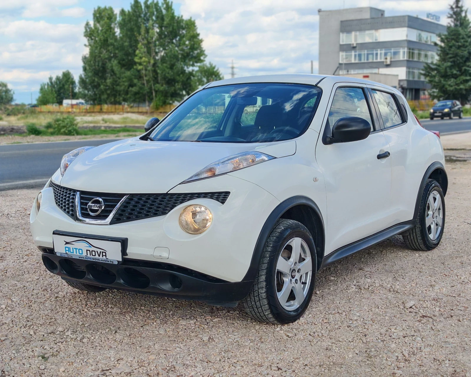 Nissan Juke 1.5 ДИЗЕЛ 110 К.С. УНИКАЛНО СЪСТОЯНИЕ!!!, снимка 3 - Автомобили и джипове - 55398052