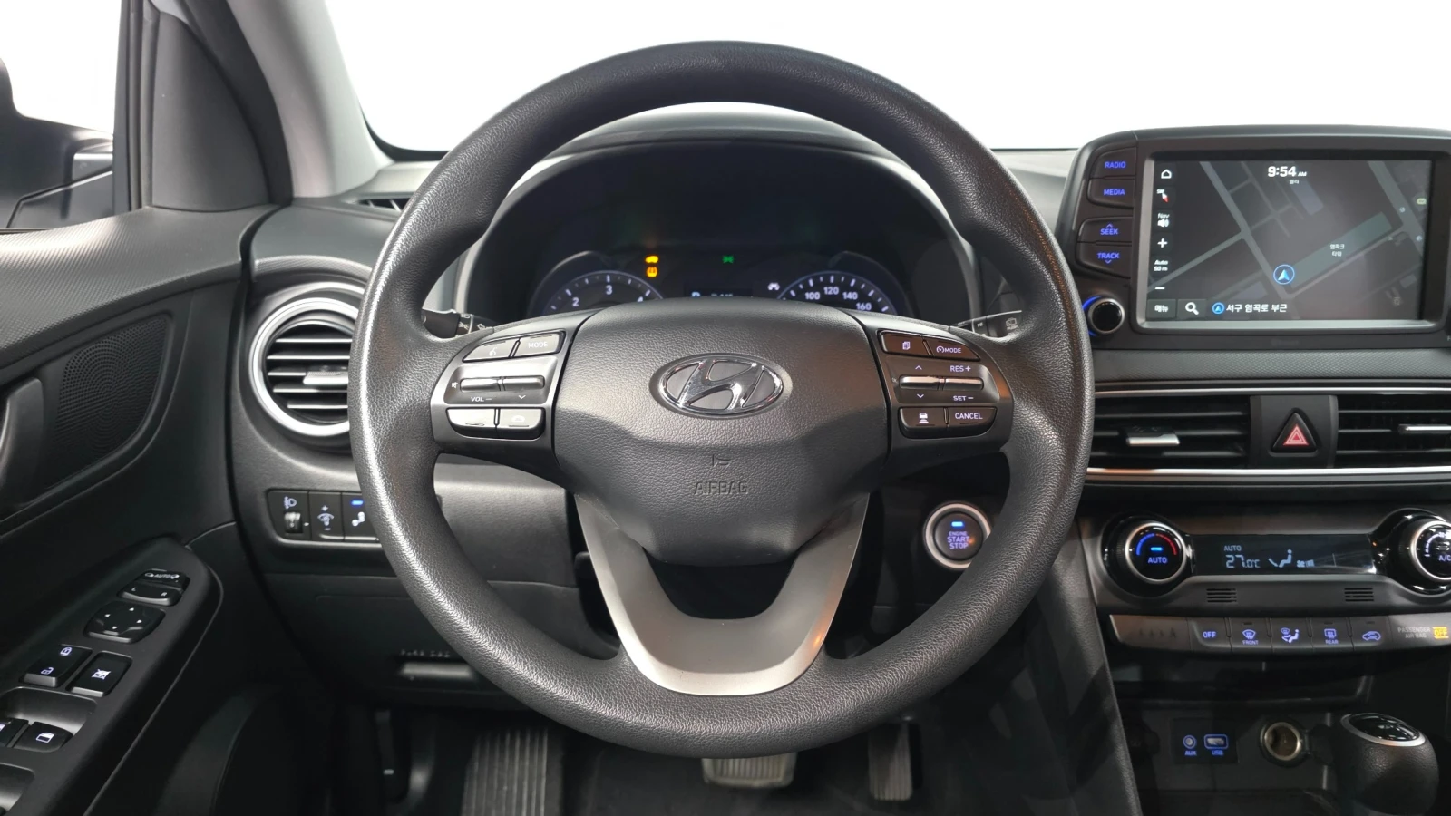 Hyundai Kona Diesel 1.6 4WD, снимка 9 - Автомобили и джипове - 55501152
