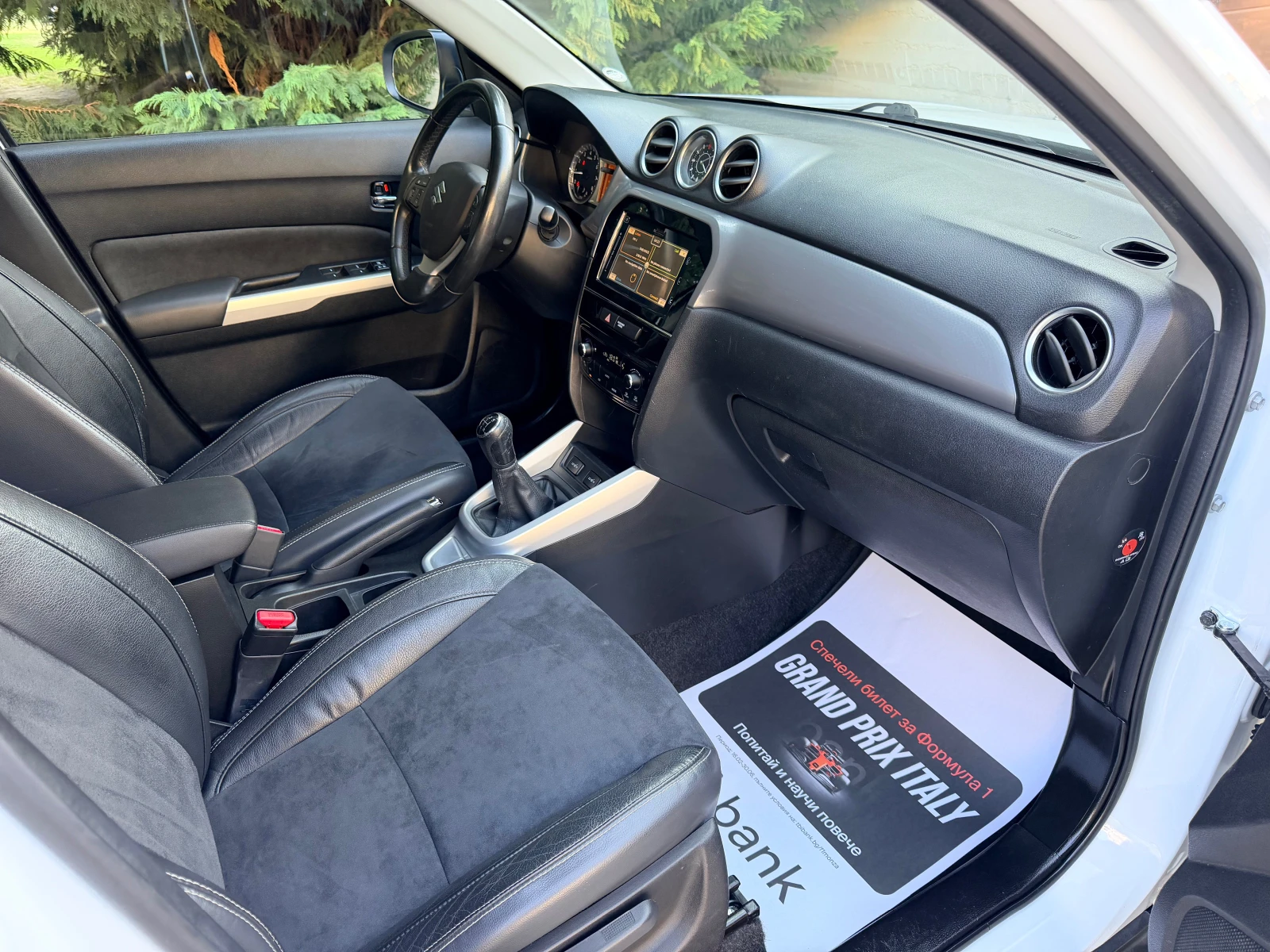 Suzuki Vitara 1.6i PREMIUM DISTRONIK KAMERA KEYLESS-GO PODGREV, снимка 12 - Автомобили и джипове - 55901543