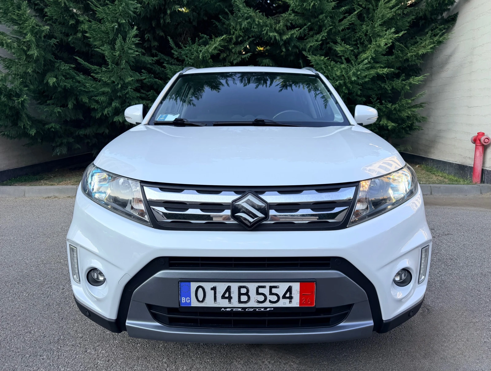 Suzuki Vitara 1.6i PREMIUM DISTRONIK KAMERA KEYLESS-GO PODGREV, снимка 2 - Автомобили и джипове - 55901543