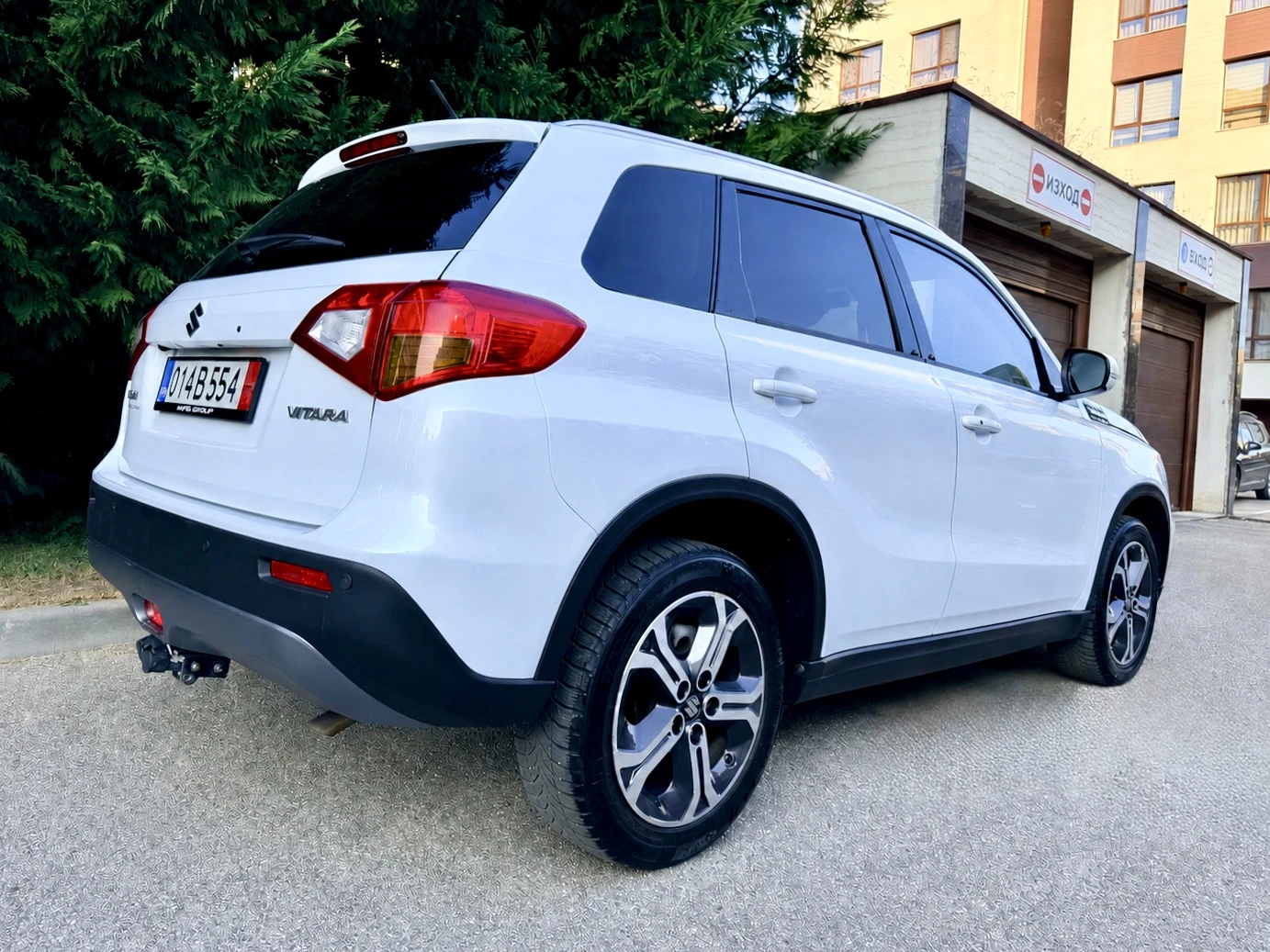 Suzuki Vitara 1.6i PREMIUM DISTRONIK KAMERA KEYLESS-GO PODGREV, снимка 5 - Автомобили и джипове - 55901543