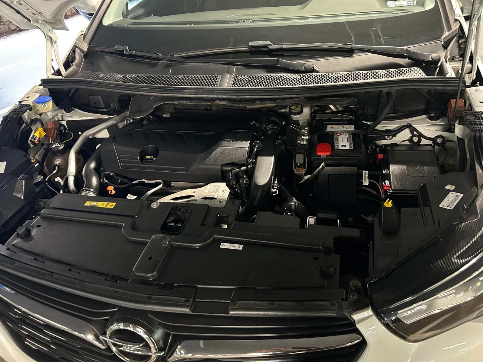 Opel Grandland X 1.6 Бензин, 180к.с, снимка 12 - Автомобили и джипове - 56309370