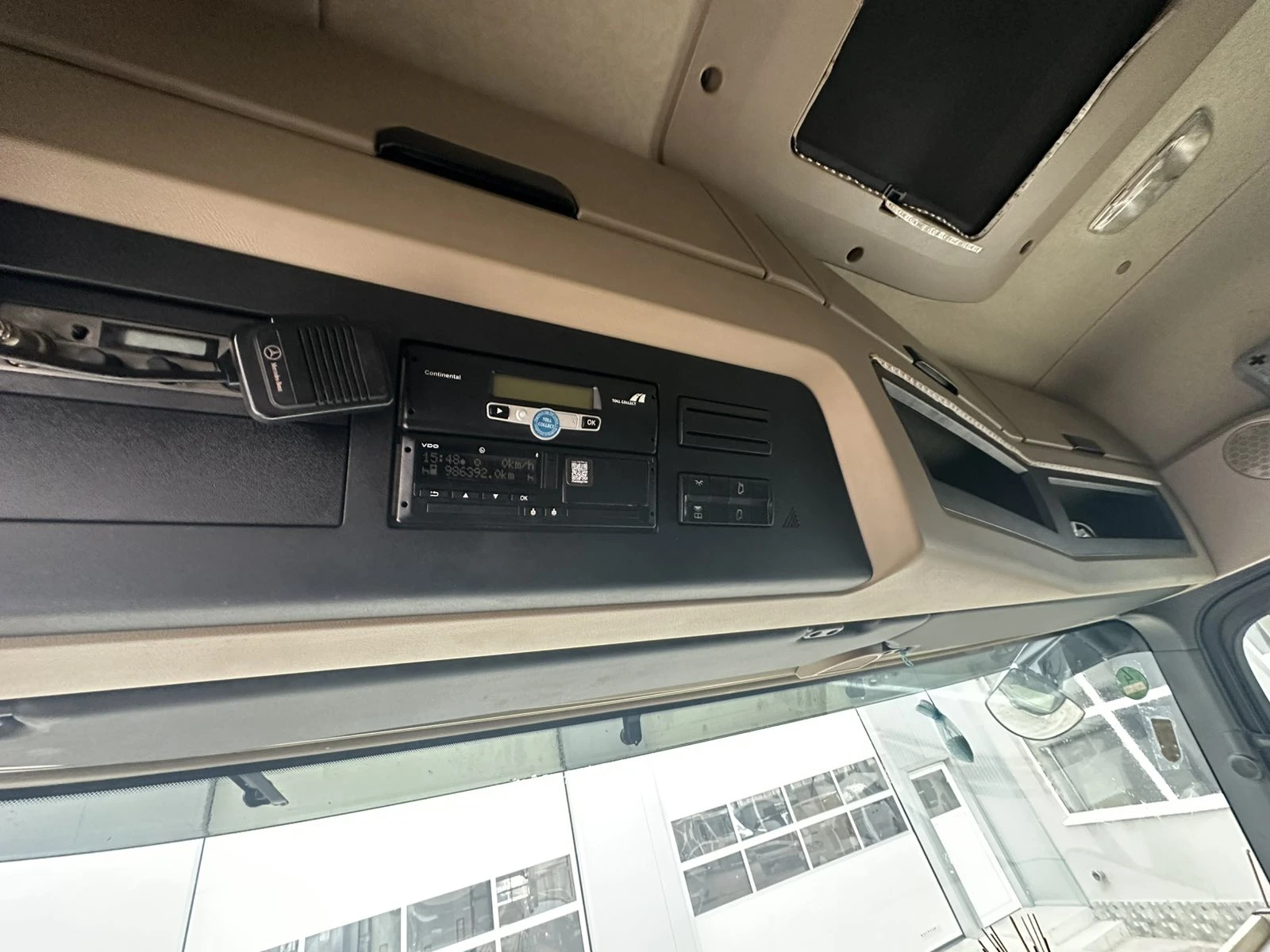 Mercedes-Benz Actros, снимка 14 - Камиони - 53942366