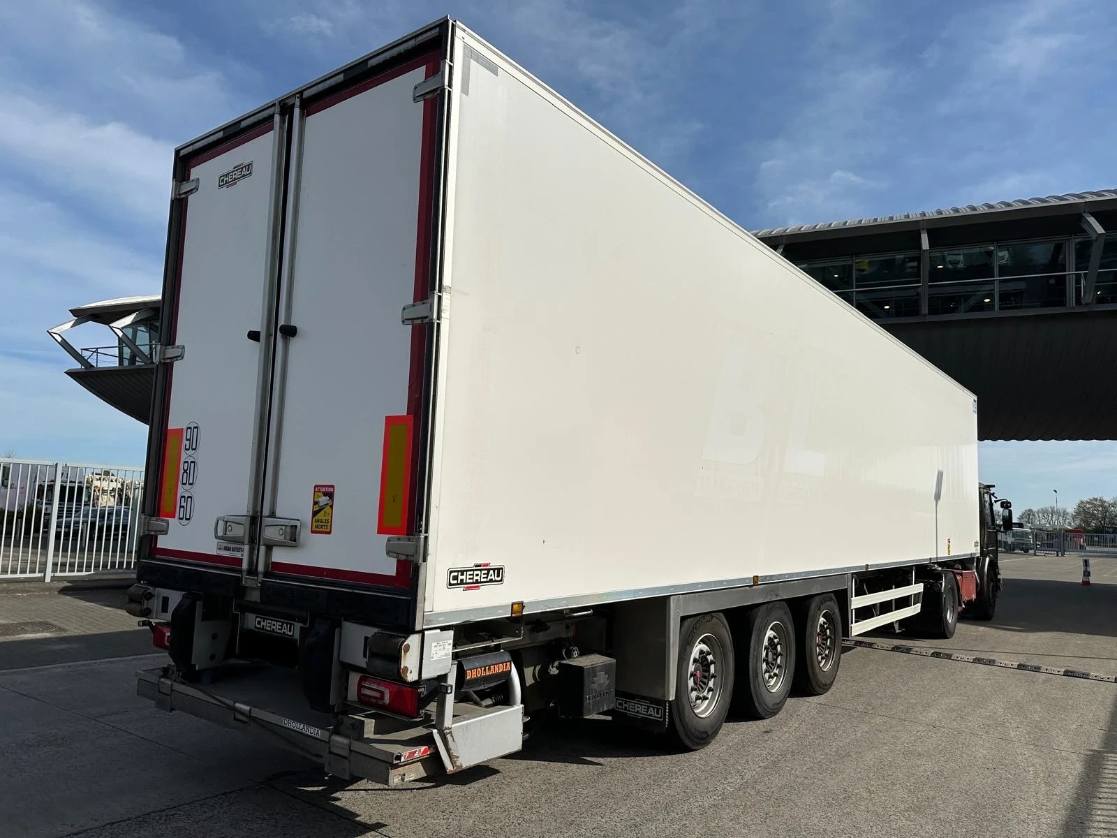  Chereau Carrier Vector 1550  | Mobile.bg   8