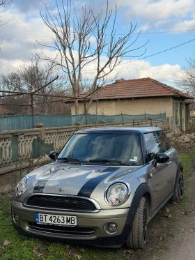 Mini Cooper  R56 1.6 i 120ps. КОЖЕН САЛОН, ЗИМНИ ГУМИ