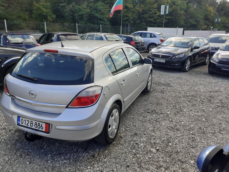 Opel Astra 1.4 Бензин , снимка 4 - Автомобили и джипове - 41808924