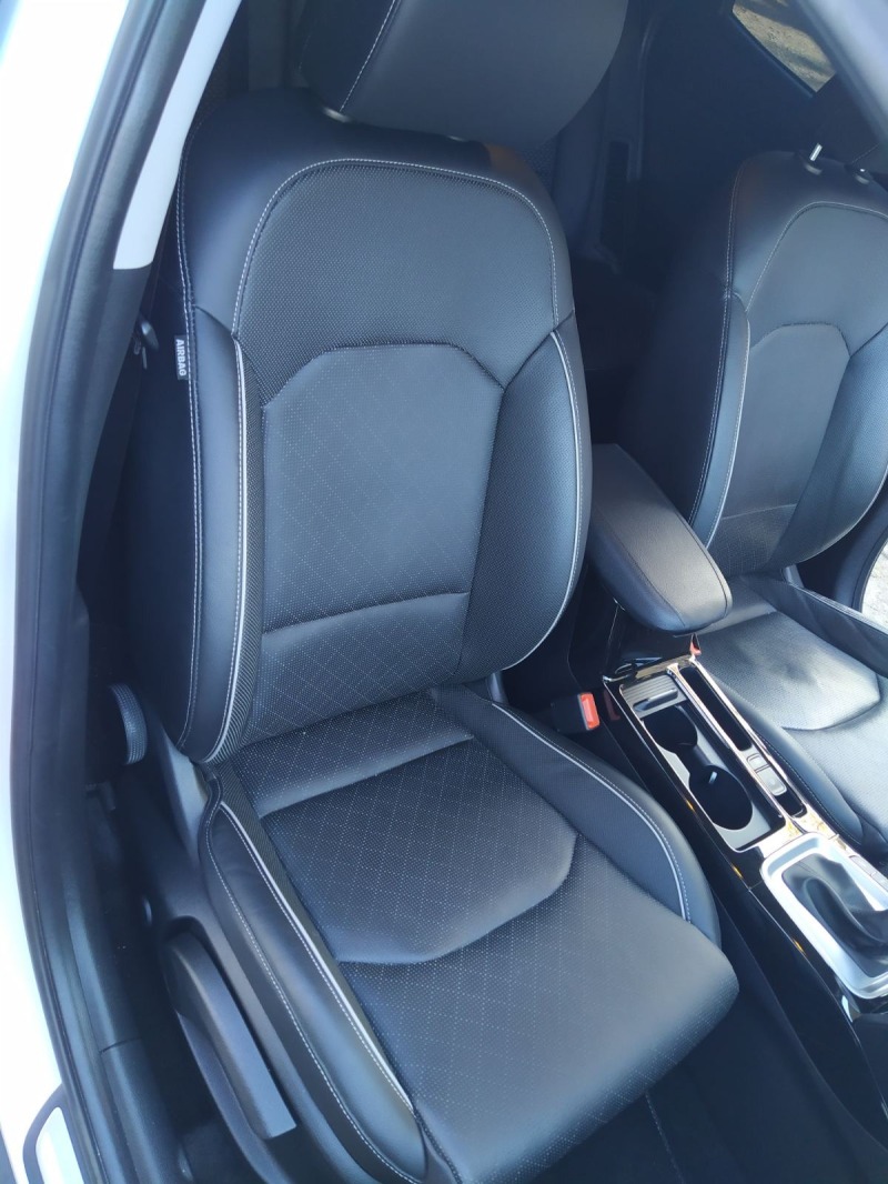 Kia XCeed Plug in hybrid Platinum регистрирана и обслужена, снимка 10 - Автомобили и джипове - 42655990