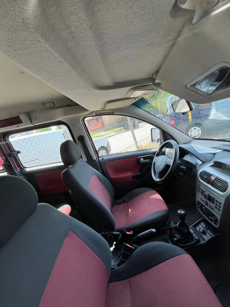 Opel Combo, снимка 6 - Автомобили и джипове - 46562329