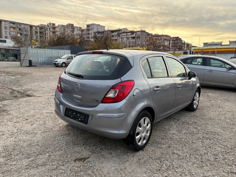 Opel Corsa 1.2i 80hp 126000km!, снимка 5 - Автомобили и джипове - 48049482