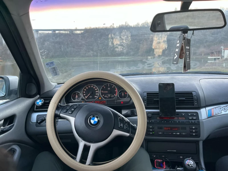 BMW 320, снимка 3 - Автомобили и джипове - 48135985