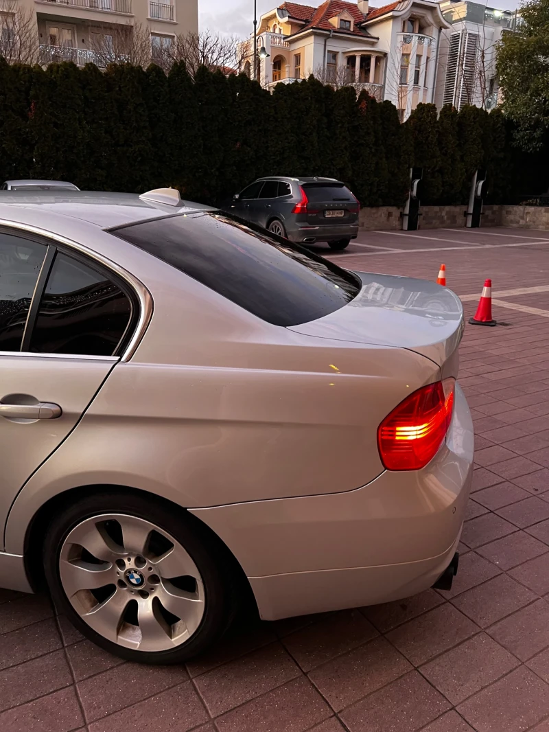 BMW 330 BMW 330i N52, снимка 8 - Автомобили и джипове - 48561863