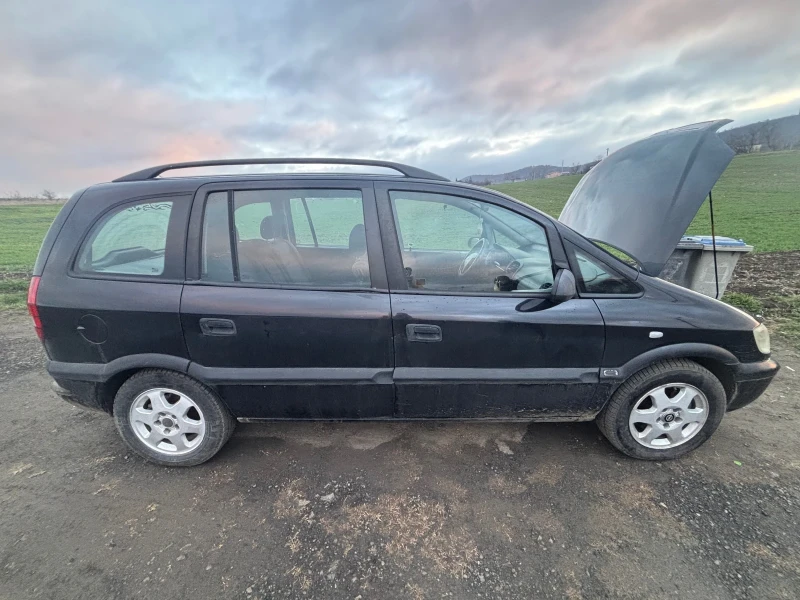 Opel Zafira 2.0 DTI, снимка 1 - Автомобили и джипове - 48825966