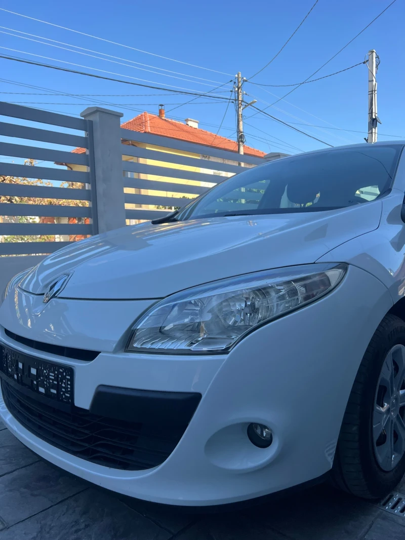 Renault Megane 1.5 Дизел 90к.с 2010г, снимка 15 - Автомобили и джипове - 49099986