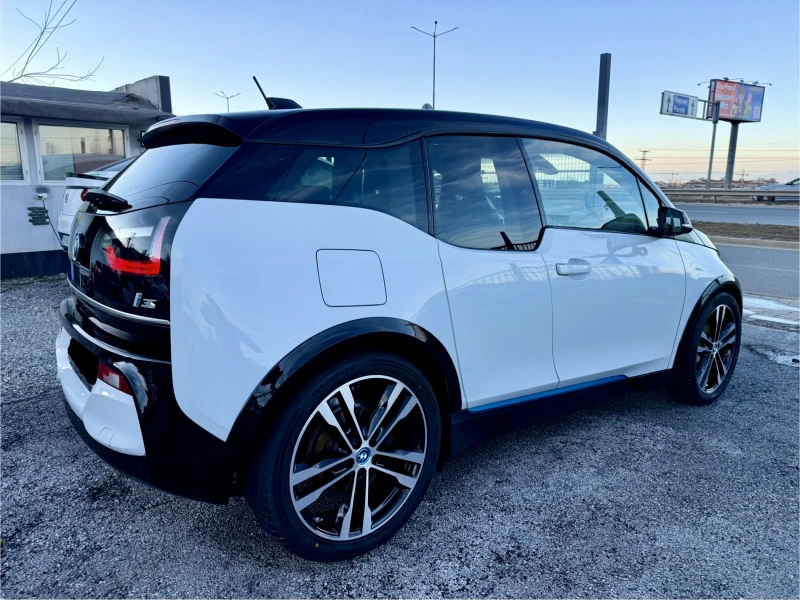 BMW i3 S ТЕРМОПОМПА/ДИСТРОНИК/КАМЕРА/ПАНОРАМА, снимка 4 - Автомобили и джипове - 49416596