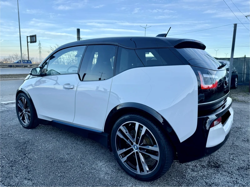 BMW i3 S ТЕРМОПОМПА/ДИСТРОНИК/КАМЕРА/ПАНОРАМА, снимка 6 - Автомобили и джипове - 49416596