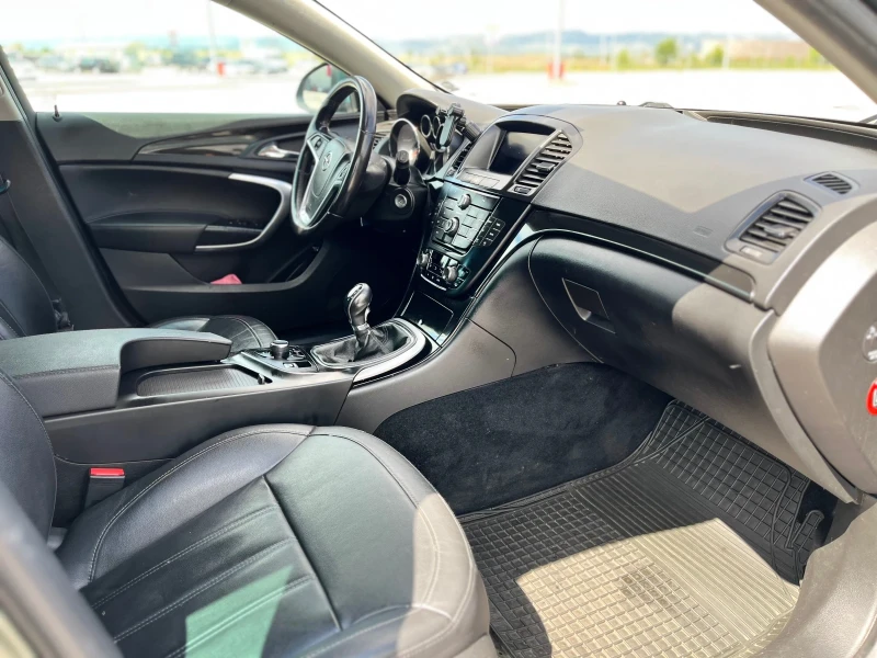 Opel Insignia, снимка 8 - Автомобили и джипове - 52802990