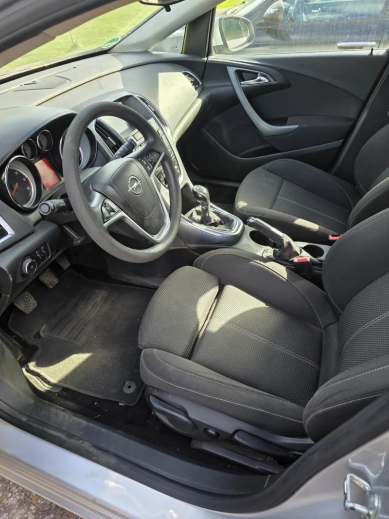 Opel Astra, снимка 4 - Автомобили и джипове - 51476083