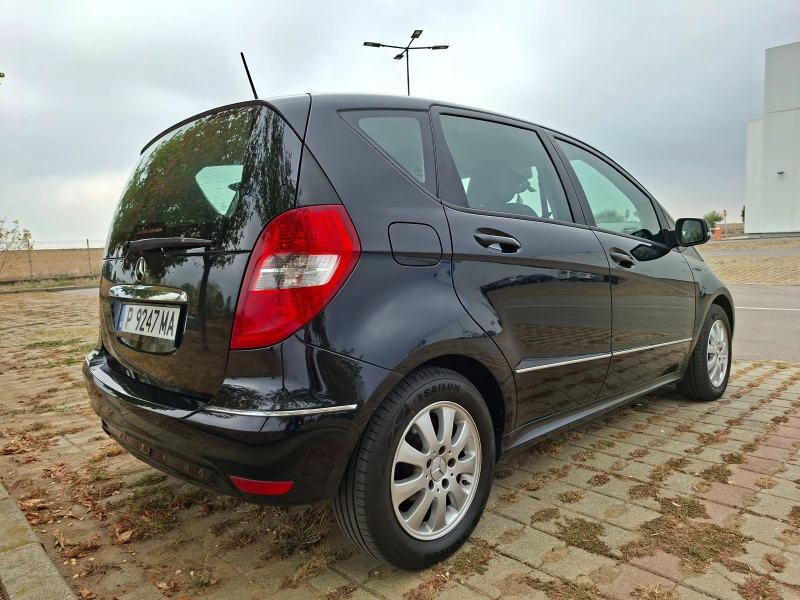 Mercedes-Benz A 150 Facelift 1, 5 i 95 k.c. , снимка 4 - Автомобили и джипове - 51892622