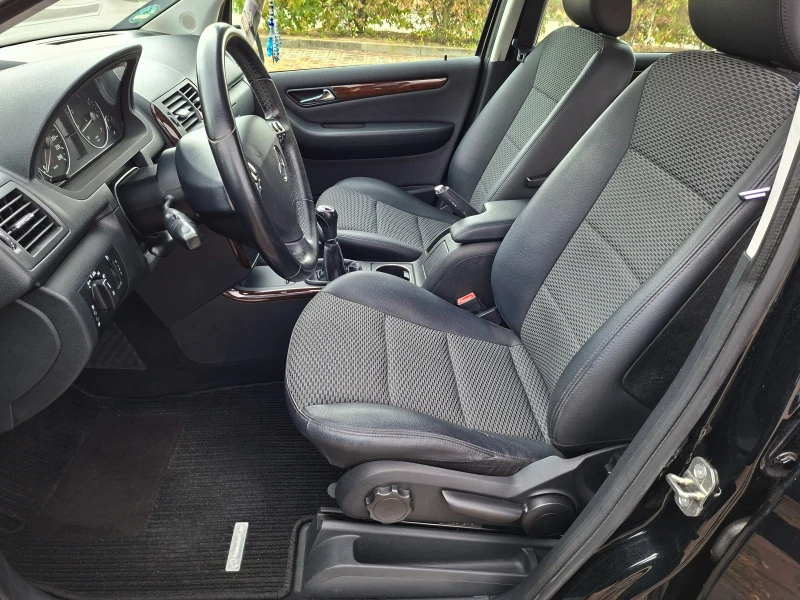 Mercedes-Benz A 150 Facelift 1, 5 i 95 k.c. , снимка 7 - Автомобили и джипове - 51892622