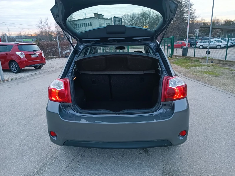 Toyota Auris 1.8i-147кс-ШВЕЙЦАРИЯ-РЪЧКА-6ск-FACELIFT-Keyless, снимка 5 - Автомобили и джипове - 52729177