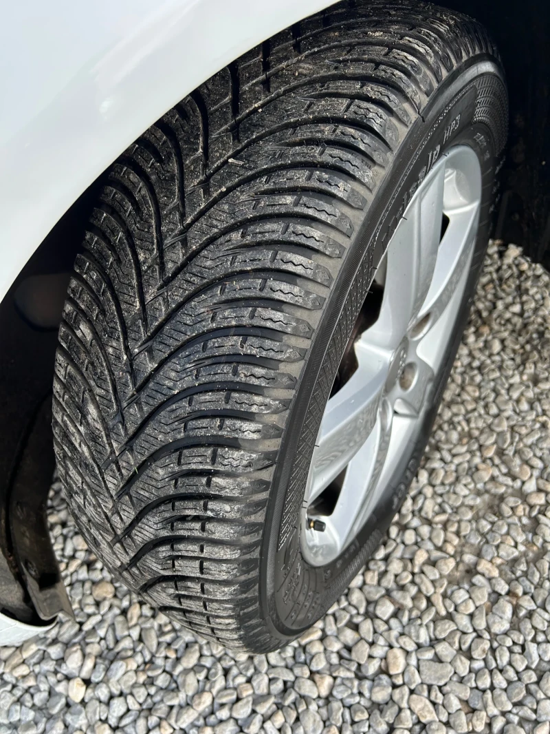 Audi A3 2.0TDi/AUTOMATIC/140K.C./АВТОКАСКО/НОВ ВНОС, снимка 17 - Автомобили и джипове - 52773572