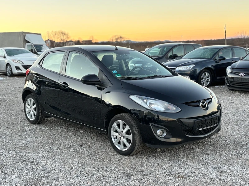 Mazda 2 1.3-85кс, снимка 3 - Автомобили и джипове - 52929997