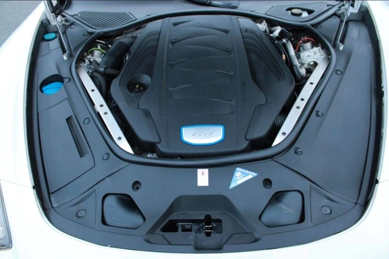 Porsche Panamera 4.0D V8 ОЧАКВАН ВНОС LED BOSE NAVI ЛИЗИНГ 100%, снимка 12 - Автомобили и джипове - 53138438