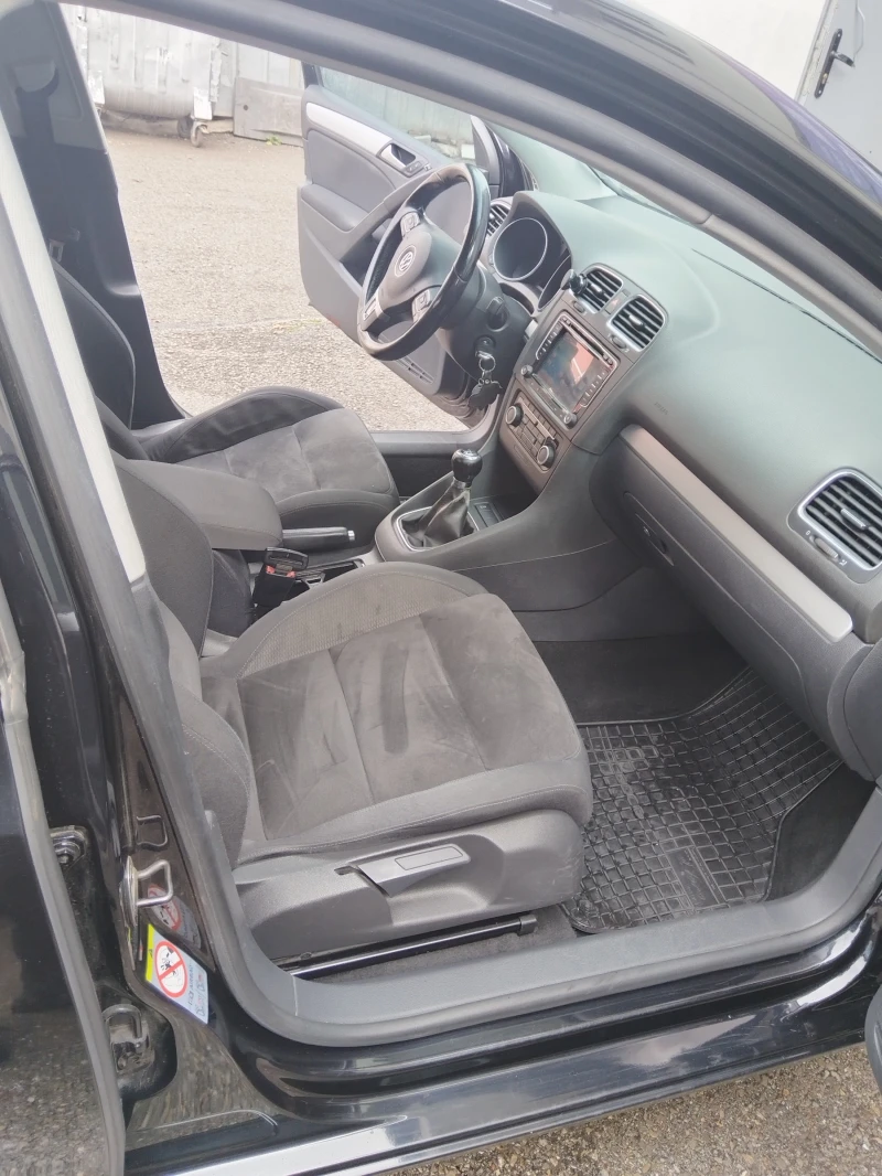 VW Golf VI 4MOTION, снимка 8 - Автомобили и джипове - 53245581