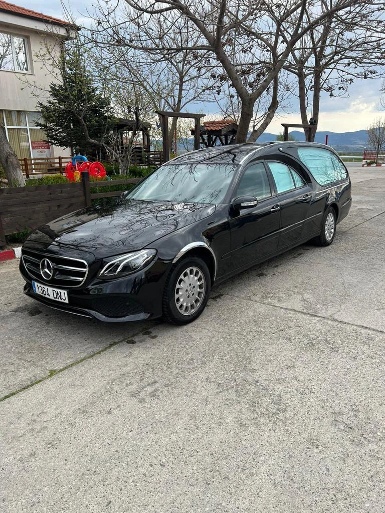 Mercedes-Benz E 270 Avantgarde КАТАФАЛКА, снимка 8 - Автомобили и джипове - 46620189